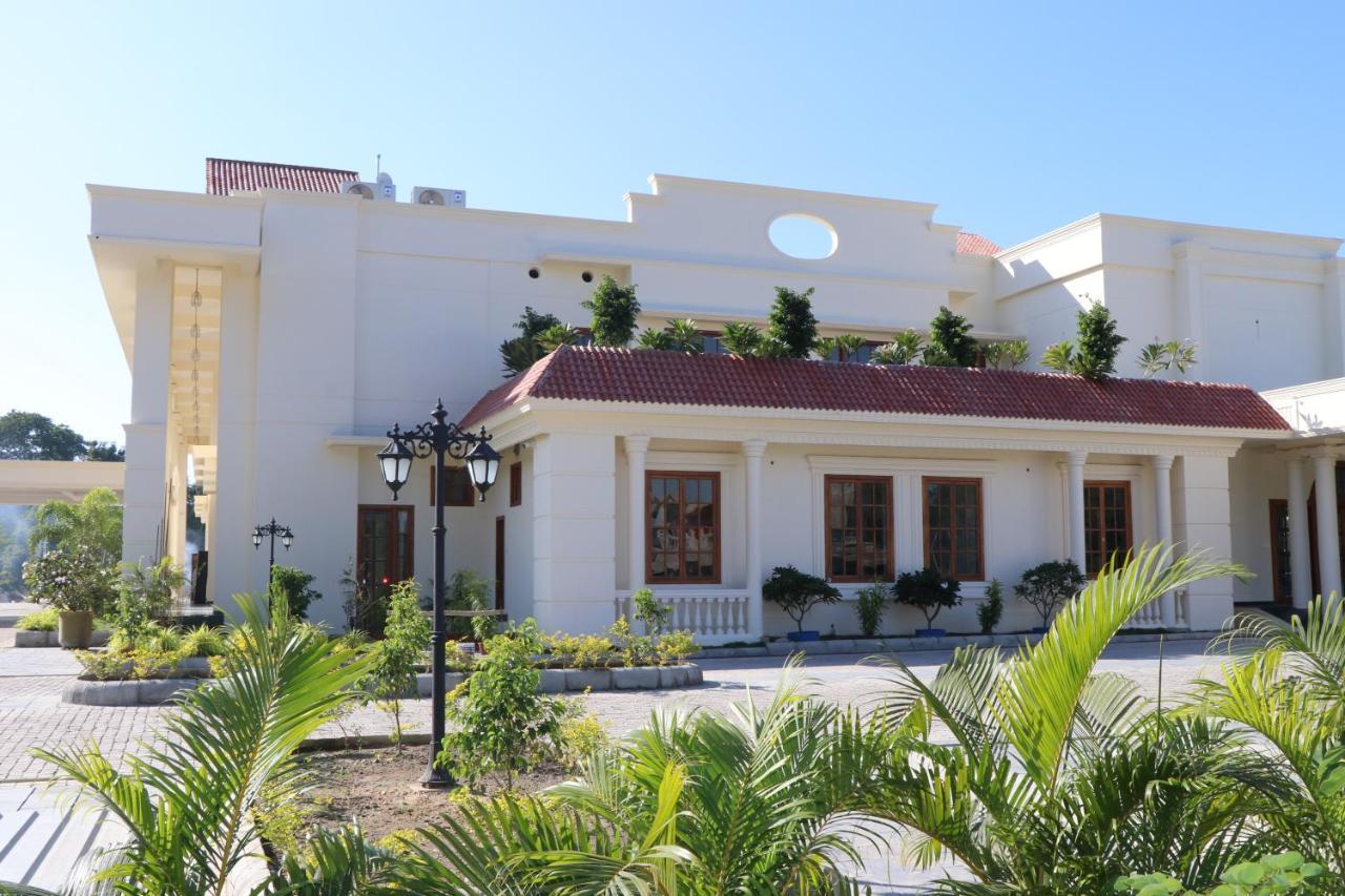 Royale De' Casa Resort Kāziranga Exterior foto