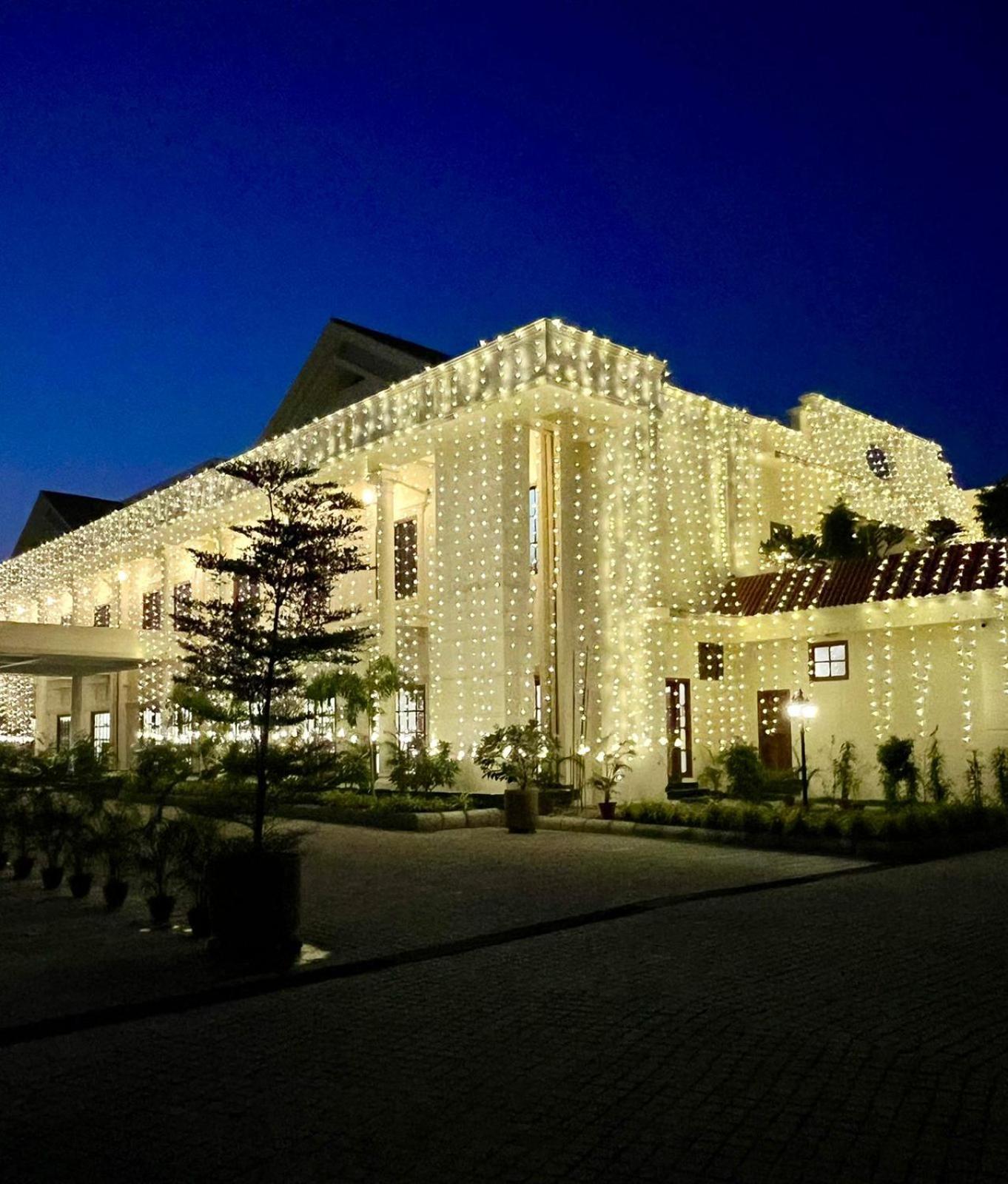 Royale De' Casa Resort Kāziranga Exterior foto